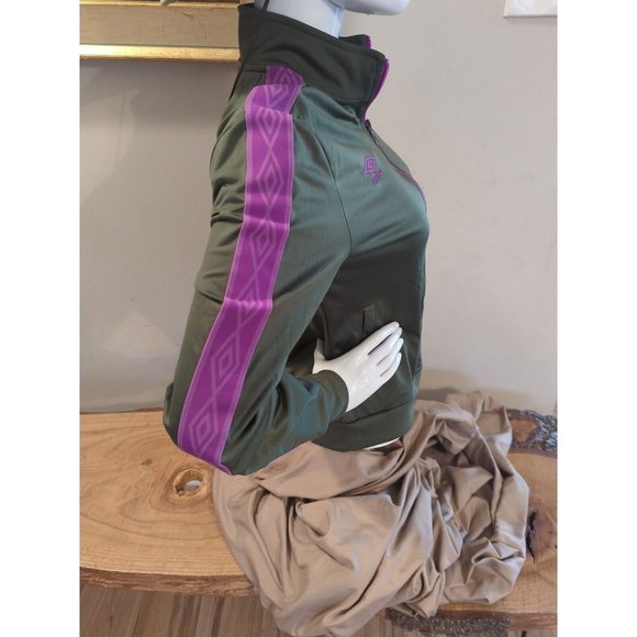 Umbro Women’s Olive Green With Purple Stripe Full Zip Track Jacket Size -Small - Picture 2 of 7